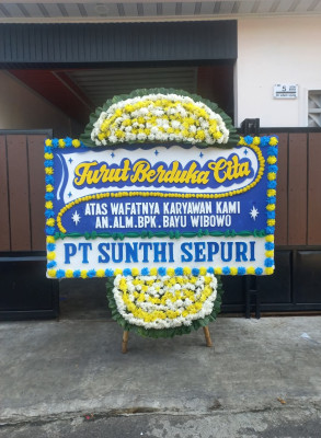 Papan Bunga Duka di Pulo Ampel